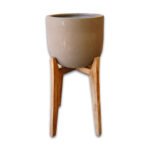 Matera En Fibra De Concreto Con Patas En Forma De Olla